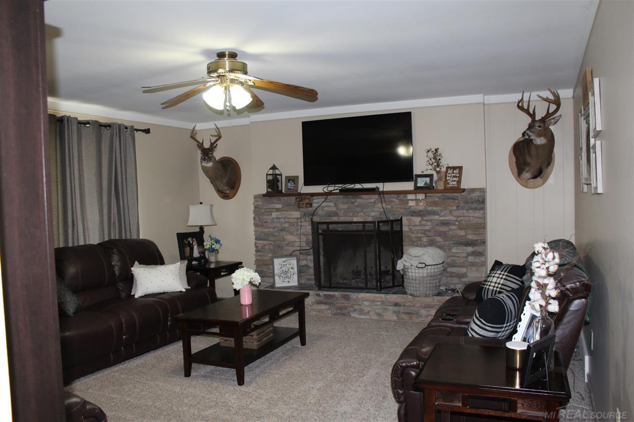 2590 Werner Road Columbus, MI 48063 - Photo 8 of 30 31379425-7.JPG