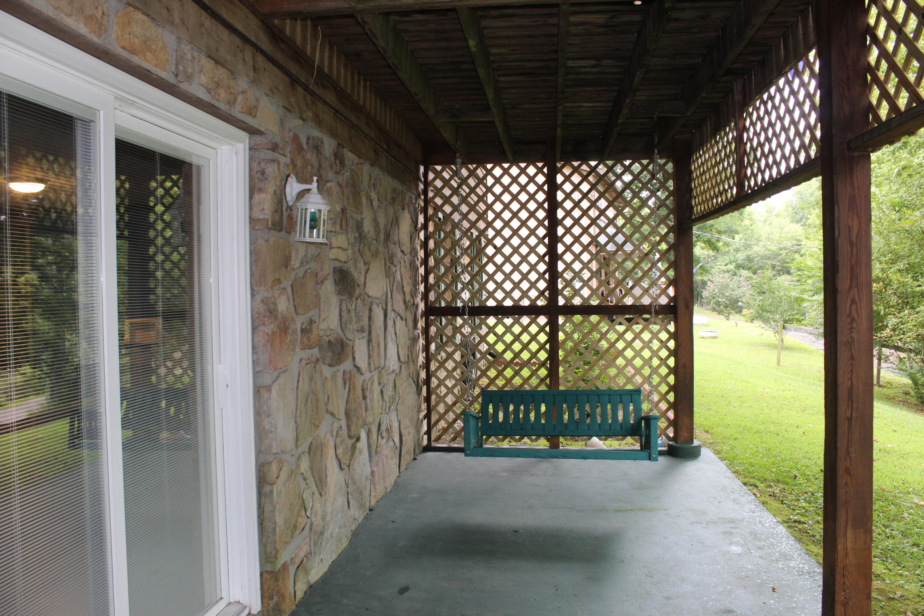 119 Ironwood Road Middlesboro, KY 40965 - Photo 24 of 52 IMG_1365