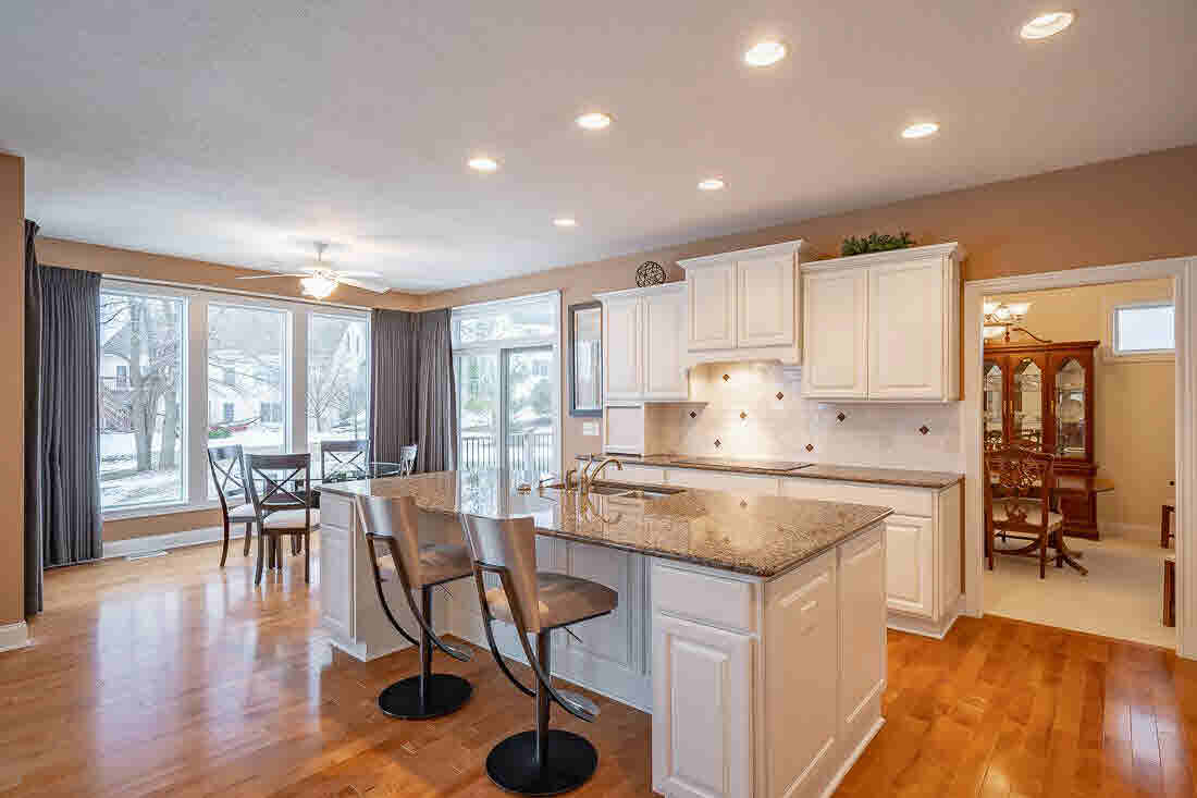 4127 Thunder Ridge Road Bettendorf, IA 52722 - Photo 6 of 24 Gallery Image 6