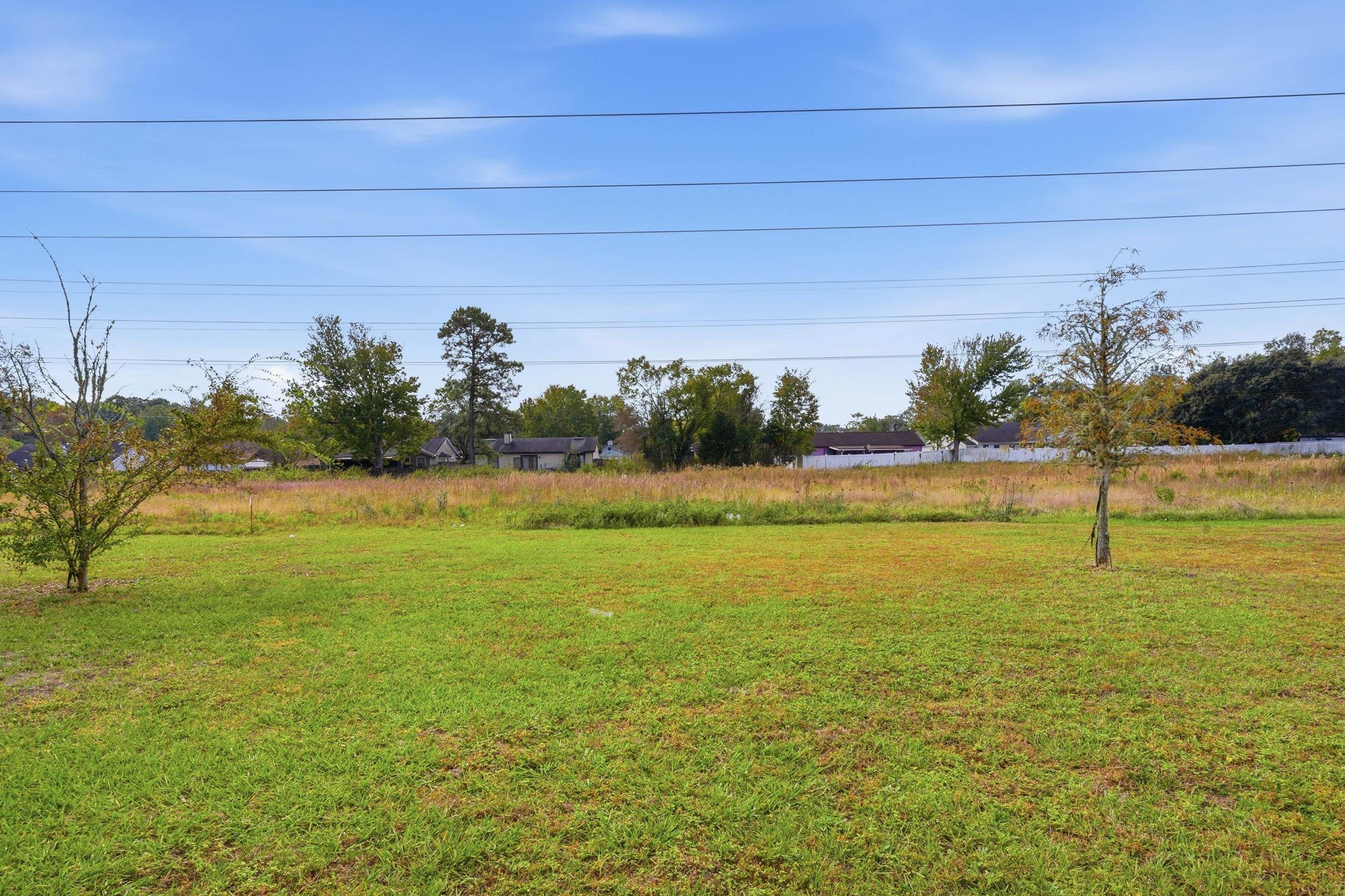 8772 Kaye Lane Jacksonville, FL 32244 - Photo 21 of 35 View of grassy yard