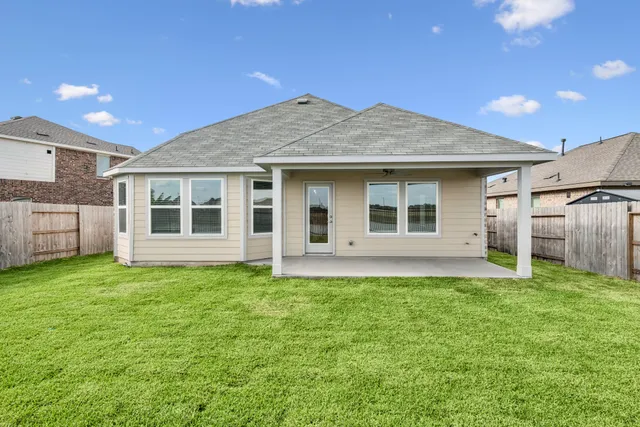 $324,990 | 1635 Blue Cypress Drive, Rosenberg, TX 77471
