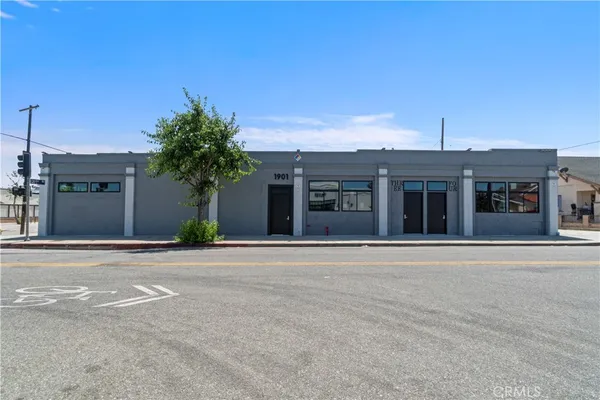 $2,695 | 1901 South Pacific Avenue, Unit 1, San Pedro, CA 90731