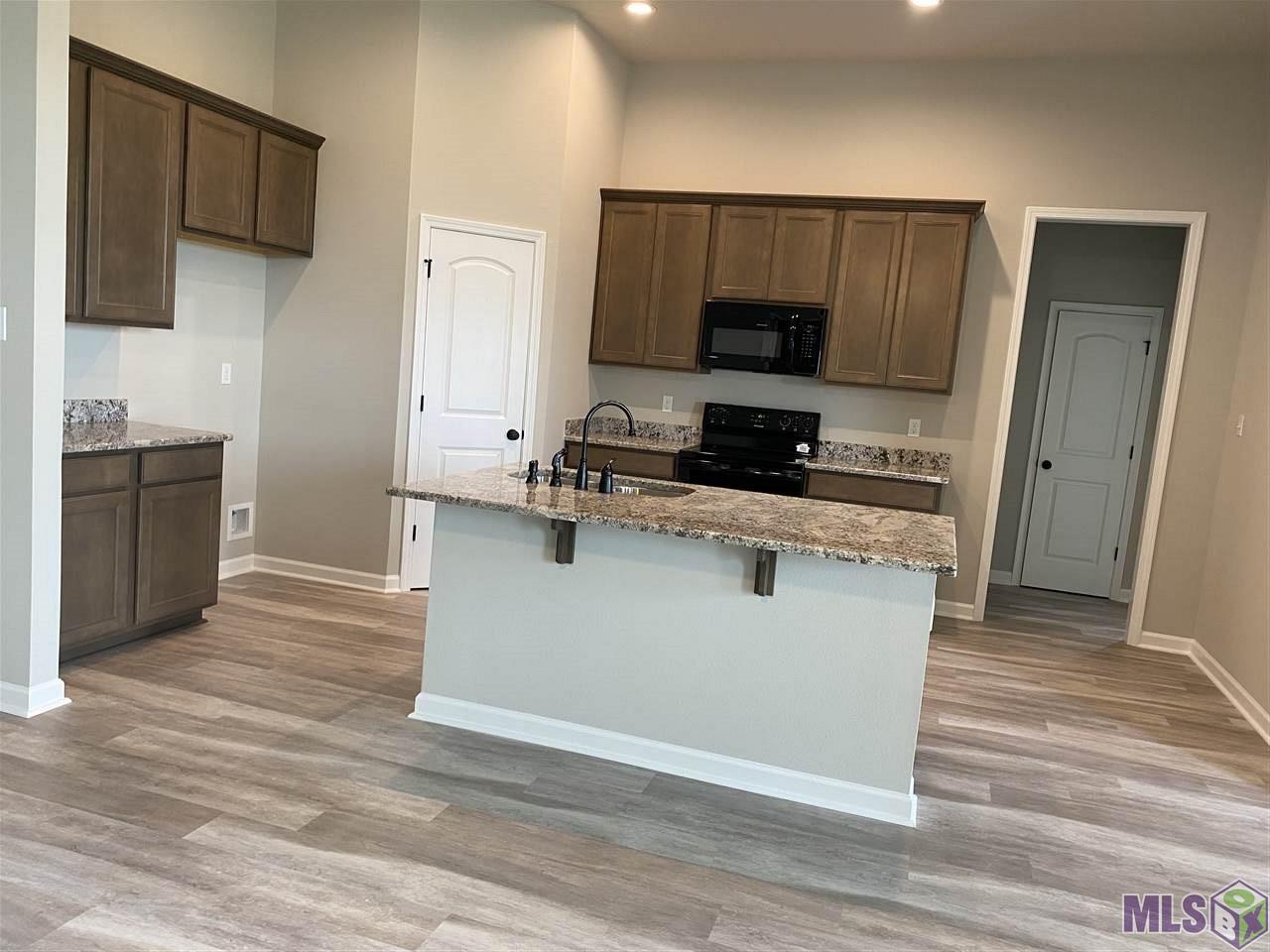 161 Shadow Pointe Road Thibodaux, LA 70301 - Photo 3 of 6 Gallery Image 3