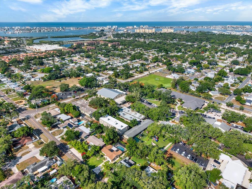5572 100th Way North St. Petersburg, FL 33708 - Photo 33 of 34
