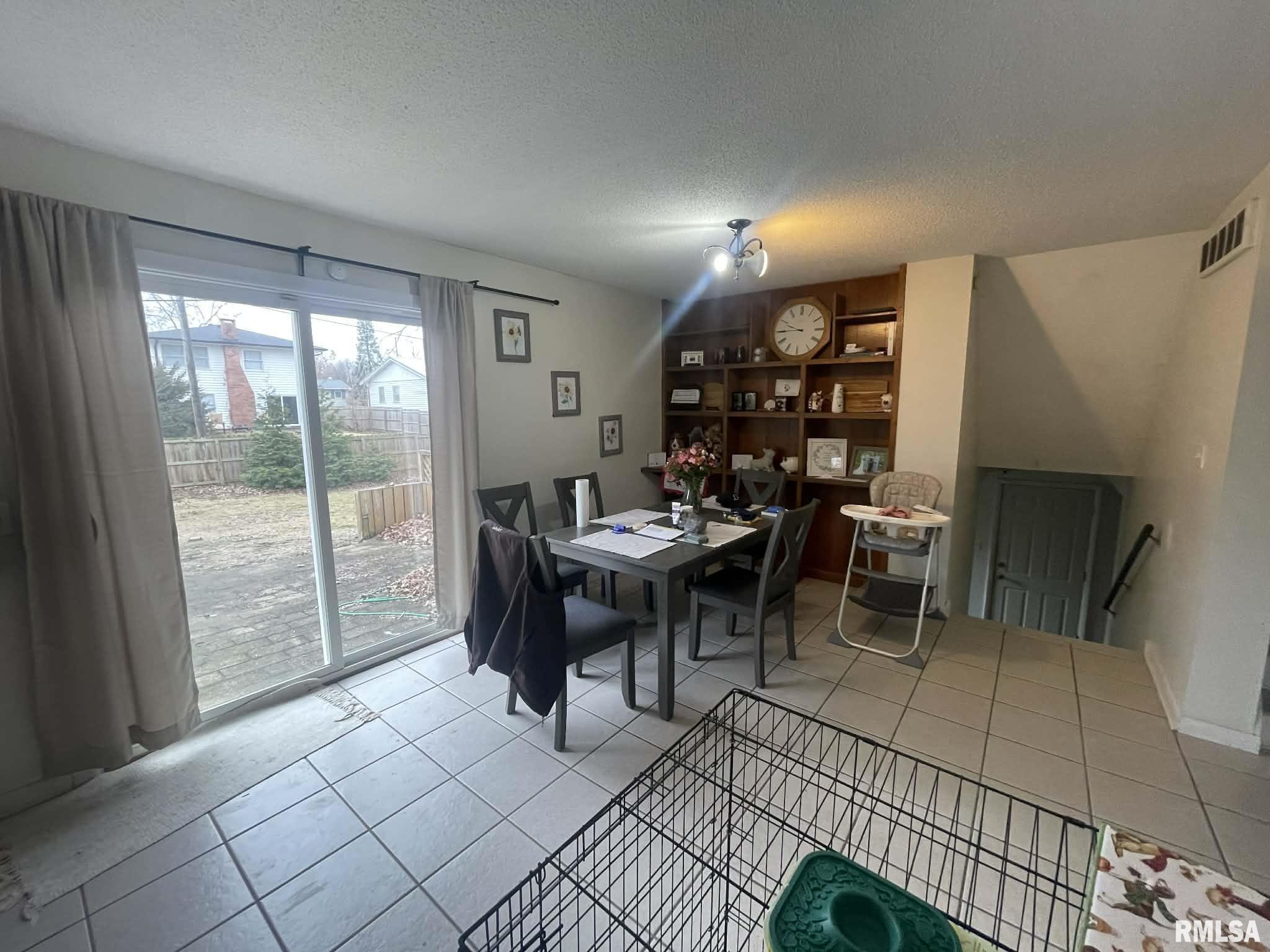 292 Jana Road Macomb, IL 61455 - Photo 6 of 23