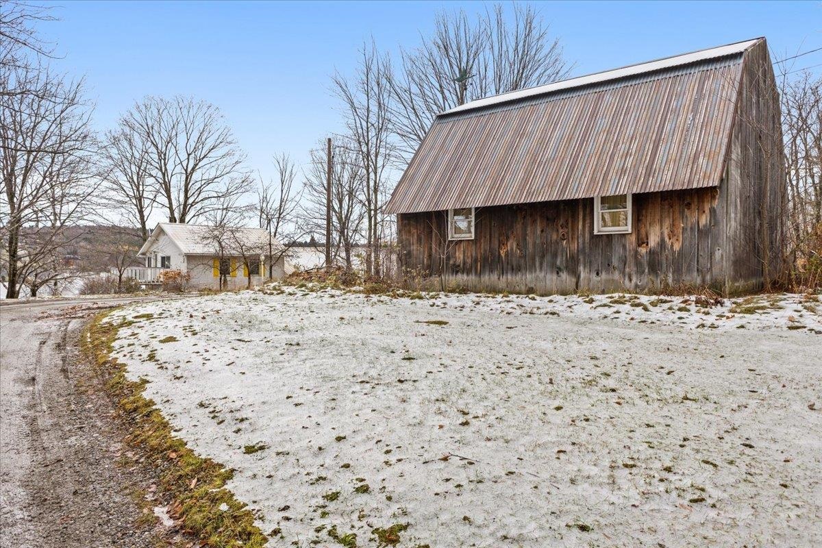 207 West Loop Rd Extension Elmore, VT 05661 - Photo 15 of 25