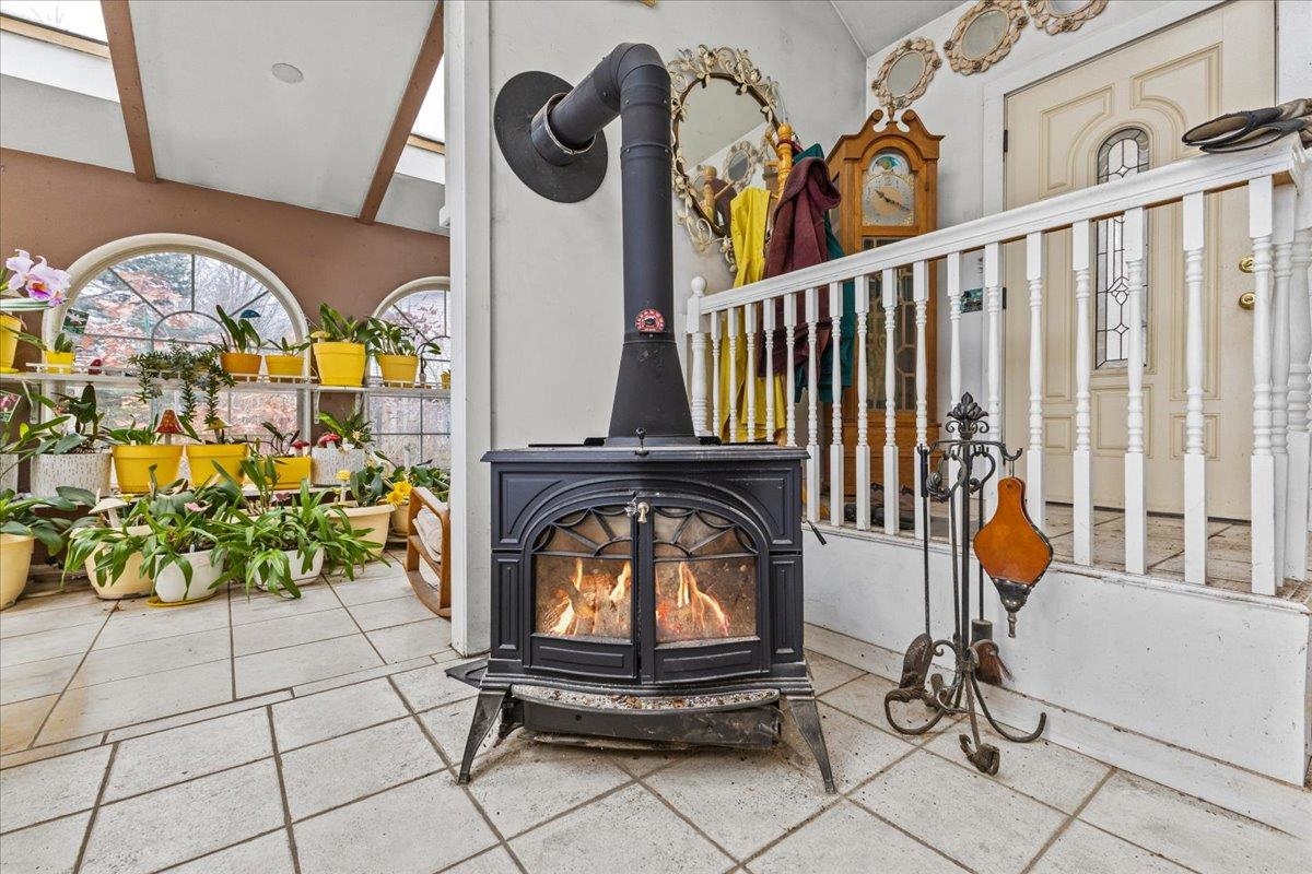 207 West Loop Rd Extension Elmore, VT 05661 - Photo 3 of 25