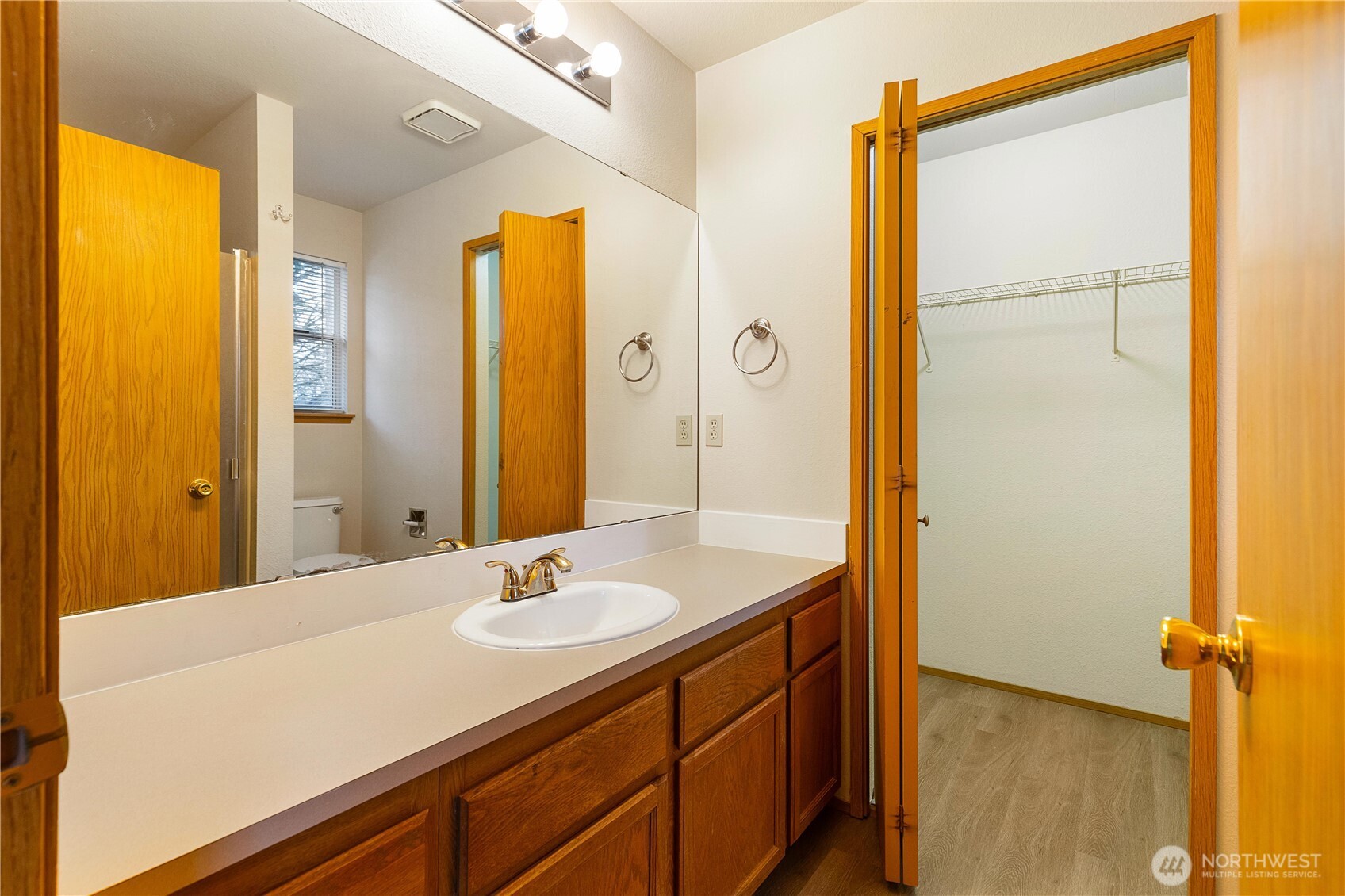 2078 Southeast 8th Drive Renton, WA 98057 - Photo 23 of 37