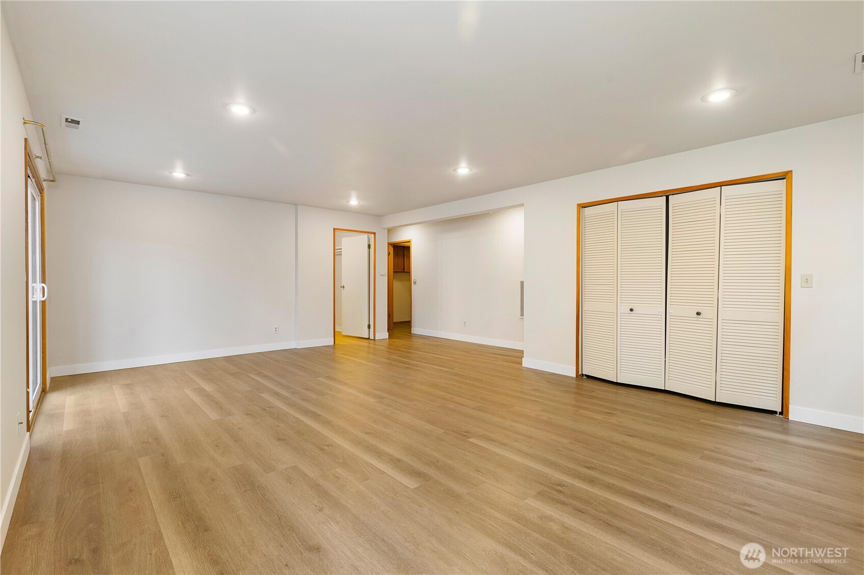 2078 Southeast 8th Drive Renton, WA 98057 - Photo 27 of 37