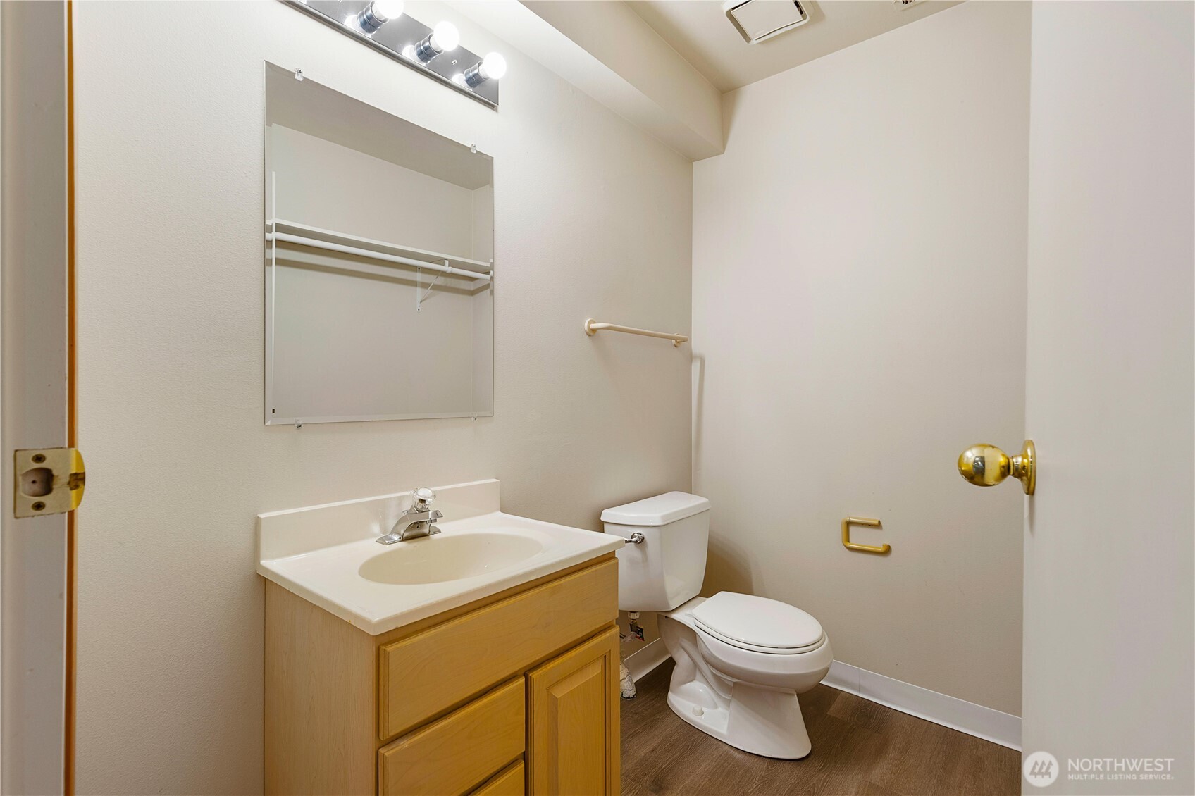 2078 Southeast 8th Drive Renton, WA 98057 - Photo 28 of 37