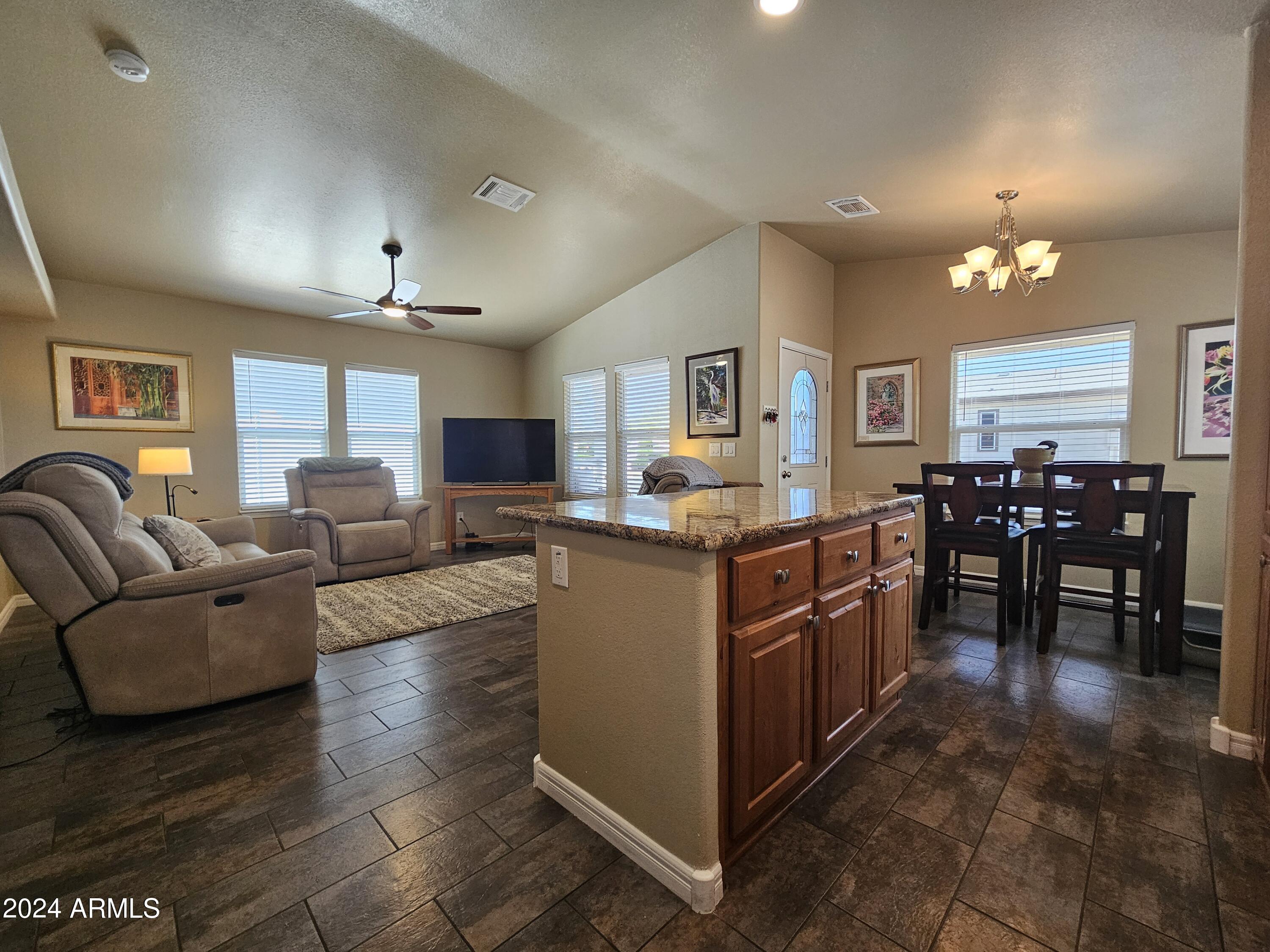 650 North Hawes Road, Unit 2737 Mesa, AZ 85207 - Photo 5 of 56 20240412_110050