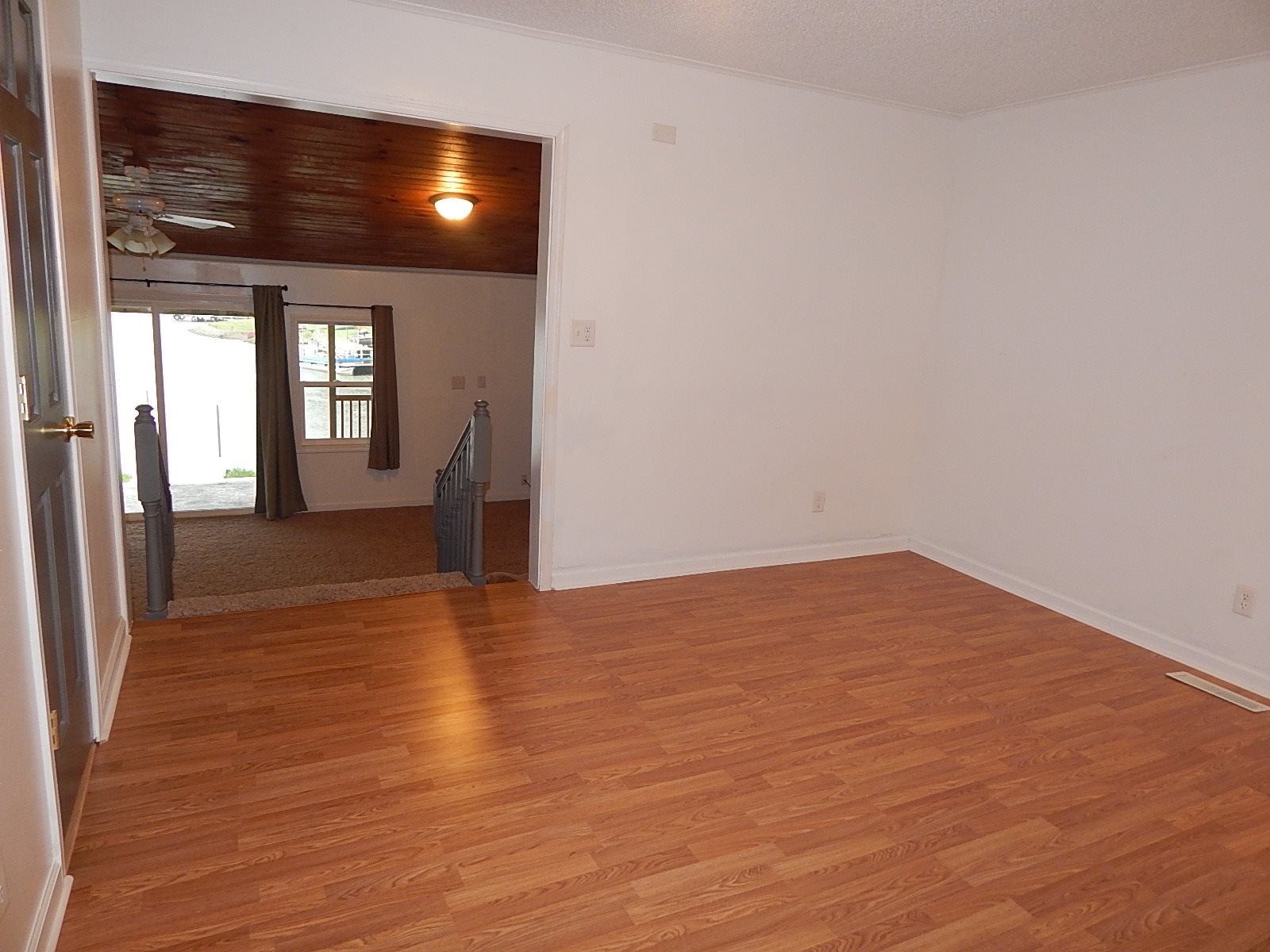240 East Lake Road Geneva, IN 46740 - Photo 18 of 34 Gallery Image 18