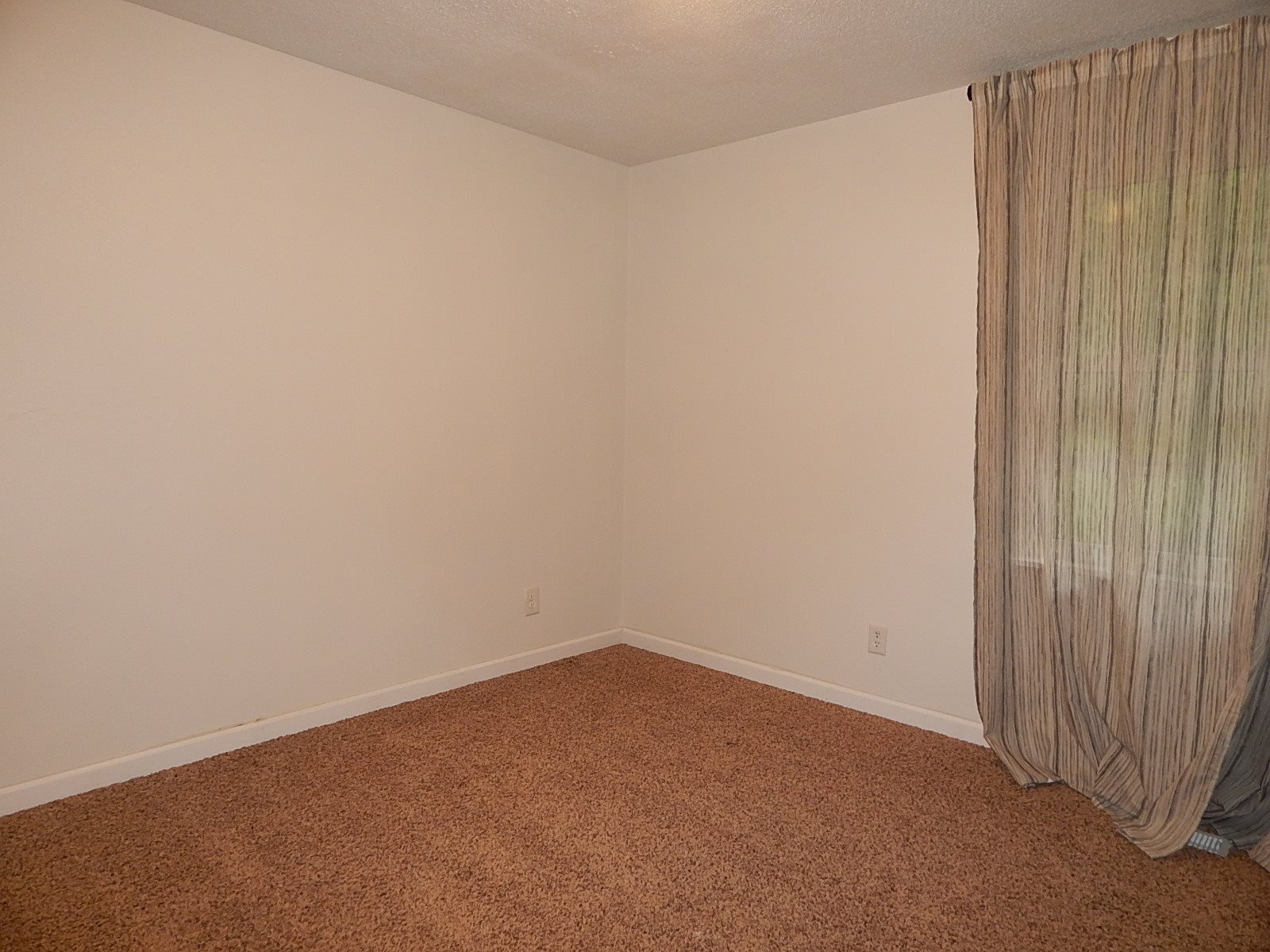 240 East Lake Road Geneva, IN 46740 - Photo 23 of 34 Gallery Image 23