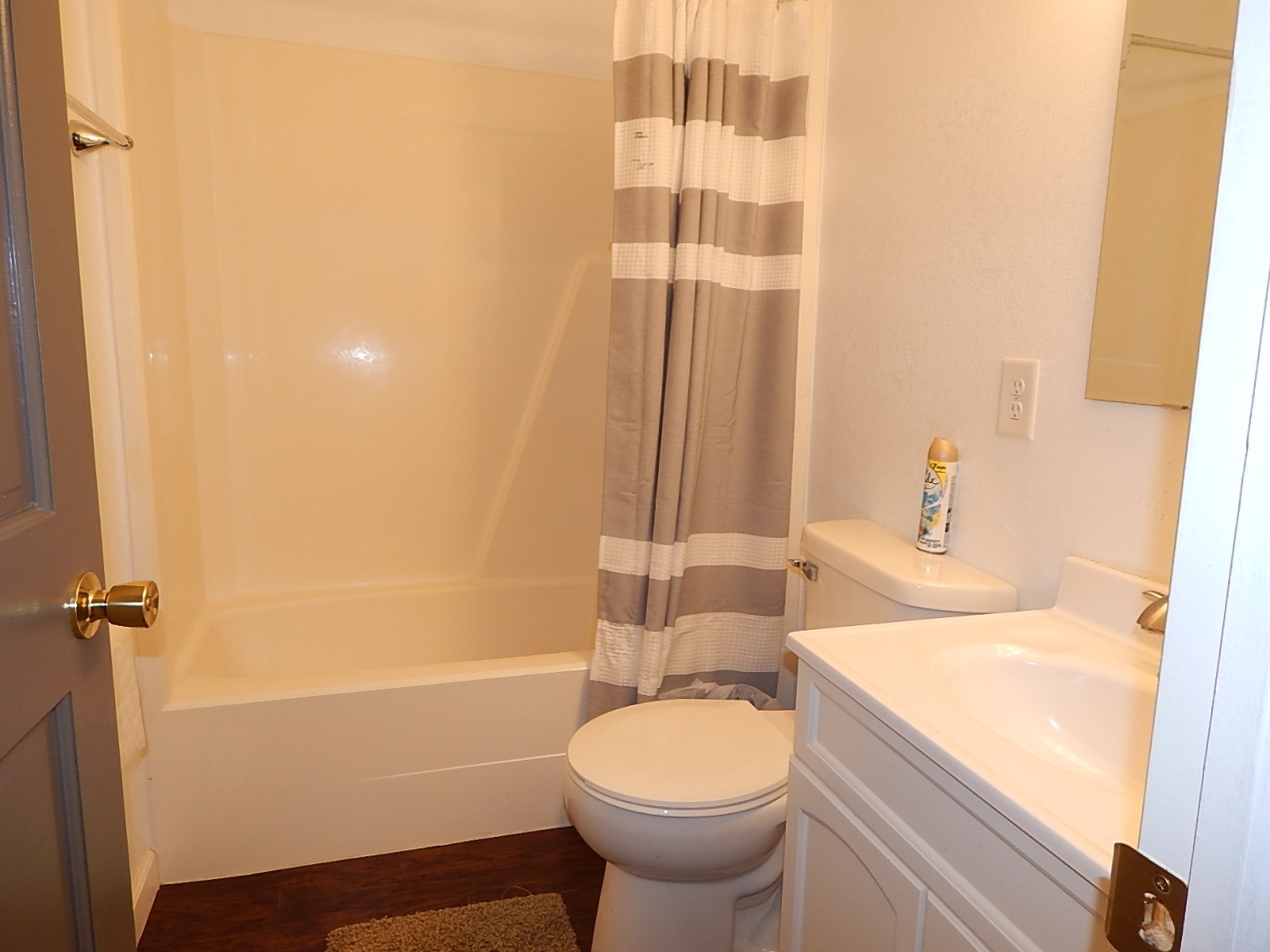 240 East Lake Road Geneva, IN 46740 - Photo 24 of 34 Gallery Image 24