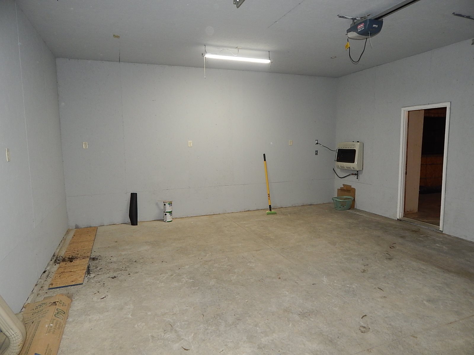 240 East Lake Road Geneva, IN 46740 - Photo 30 of 34 Gallery Image 30