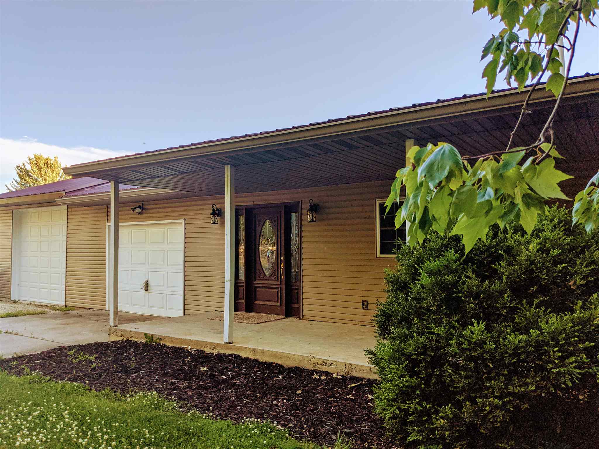 240 East Lake Road Geneva, IN 46740 - Photo 9 of 34 Gallery Image 9