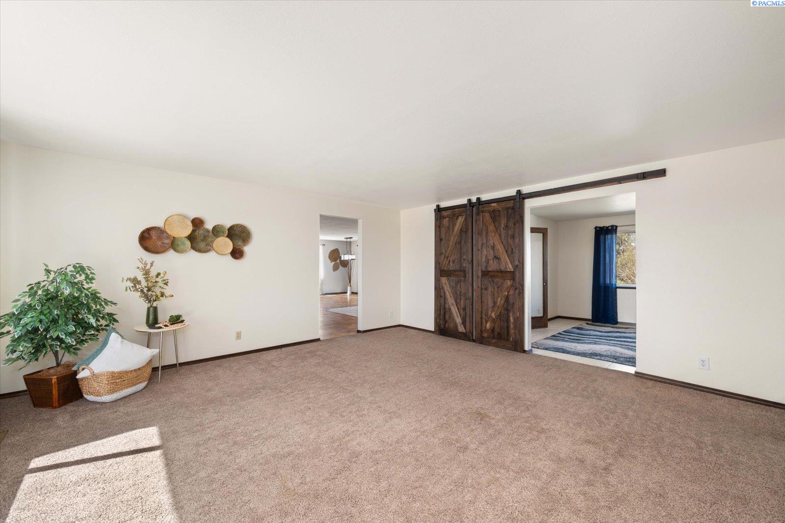 700 Blanton Road Eltopia, WA 99330 - Photo 5 of 39 Gallery Image 5