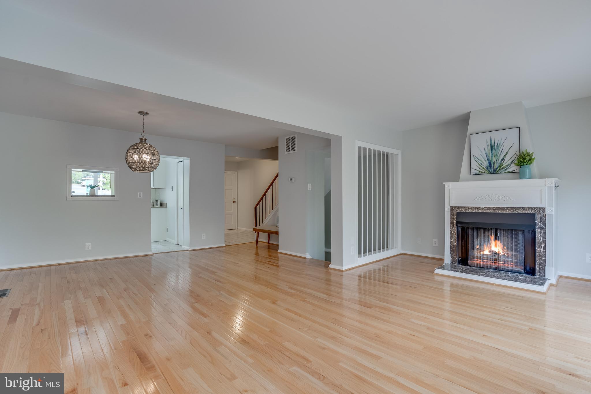 1601 Valencia Way Reston, VA 20190 - Photo 12 of 55