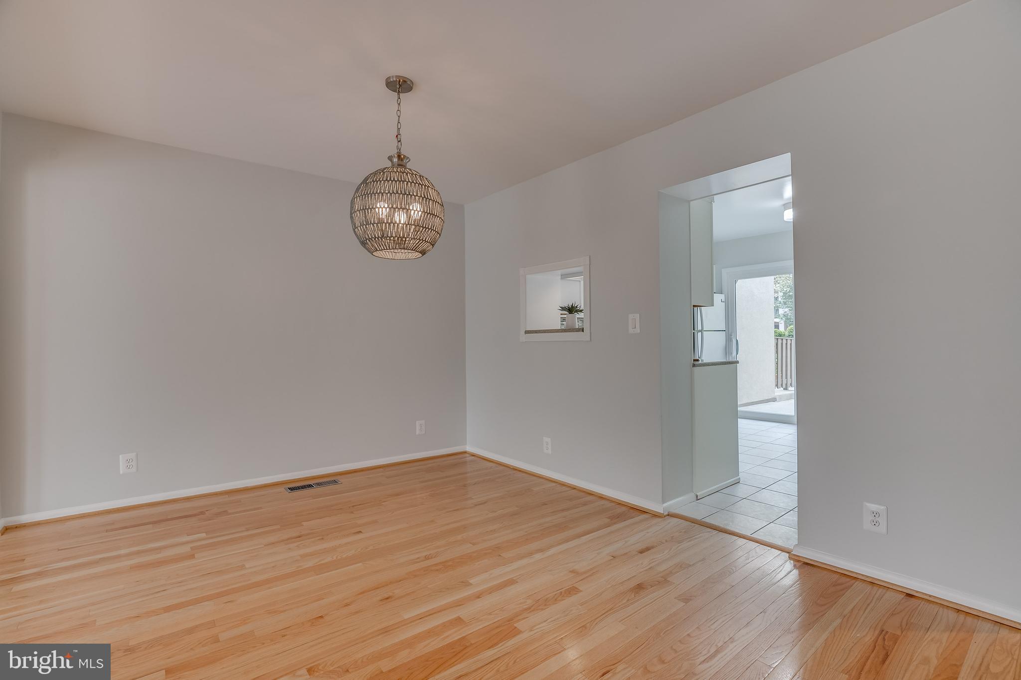 1601 Valencia Way Reston, VA 20190 - Photo 18 of 55 Spacious separate dining area