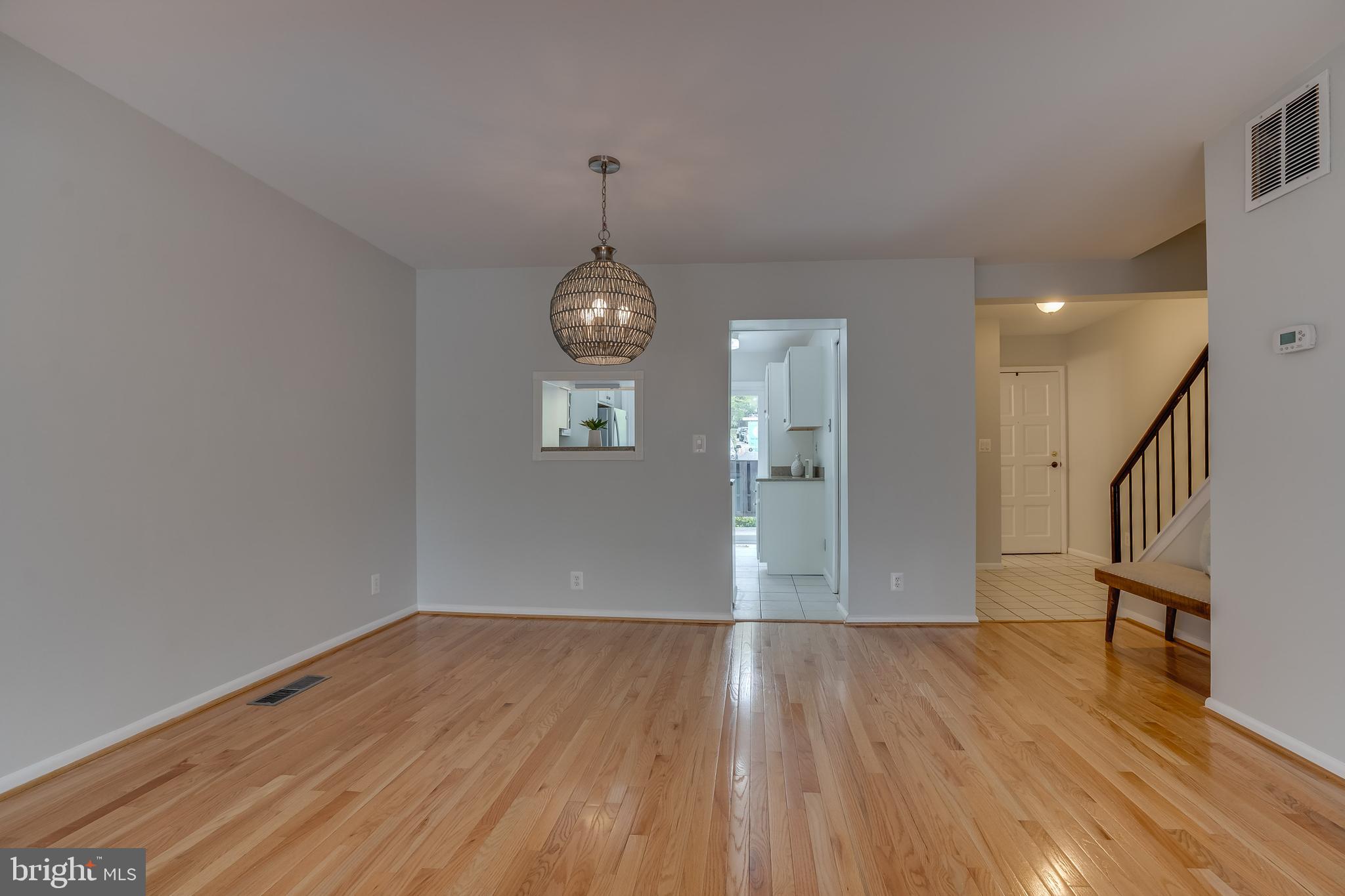 1601 Valencia Way Reston, VA 20190 - Photo 20 of 55