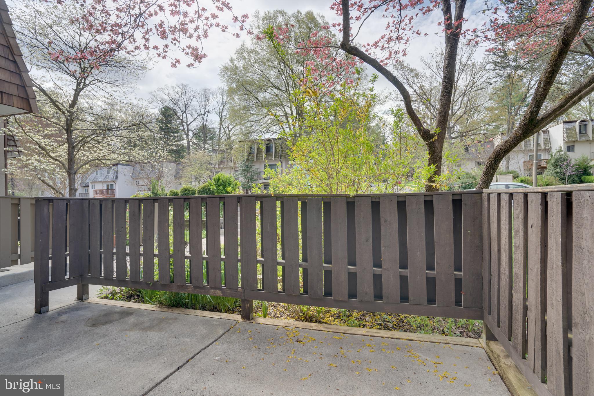 1601 Valencia Way Reston, VA 20190 - Photo 7 of 55 Front patio area