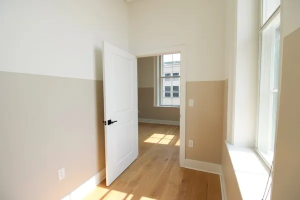 $2,090 | 30 West Broad Street, Unit 208, Rochester, NY 14614