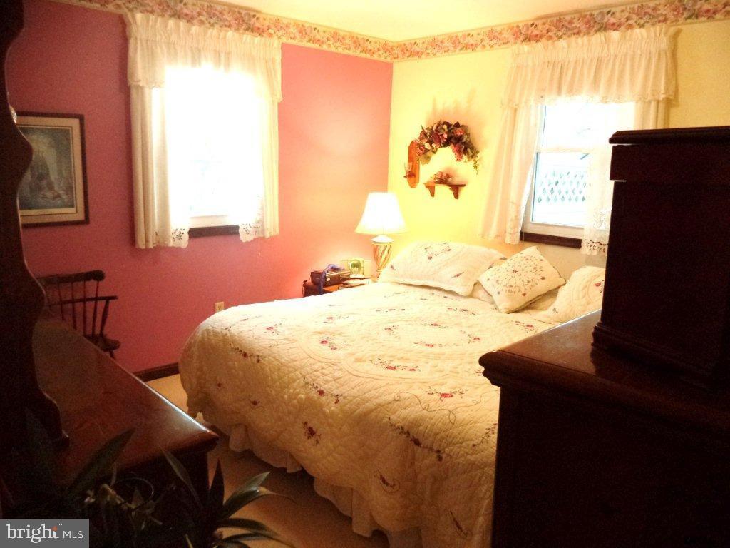 3510 Kingston Road York, PA 17402 - Photo 8 of 26 Gallery Image 8