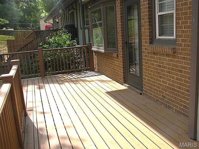 $2,100 | 964 Claygate Court, Manchester, MO 63021