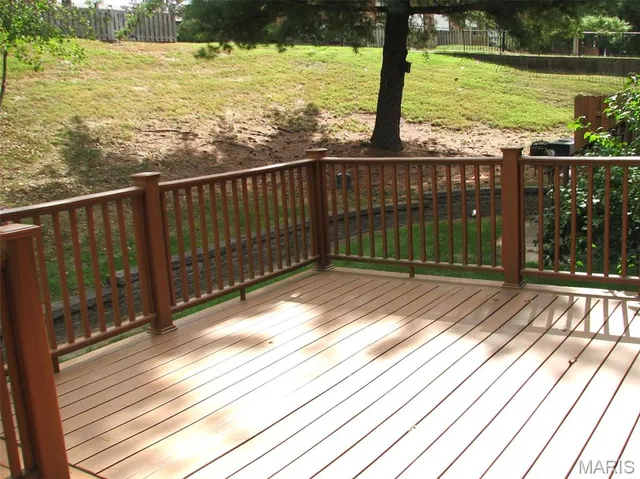 $2,100 | 964 Claygate Court, Manchester, MO 63021