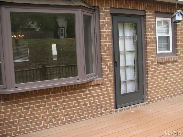 $2,100 | 964 Claygate Court, Manchester, MO 63021