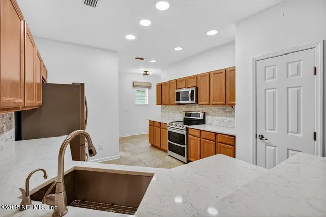 $659,000 | 800 Paradise Lane, Atlantic Beach, FL 32233