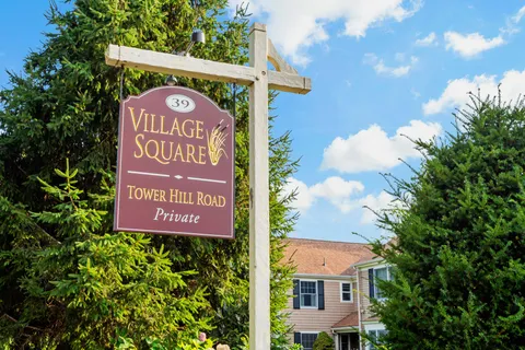 $450,000 | 39 Tower Hill Road, Unit 15B, Osterville, MA 02655