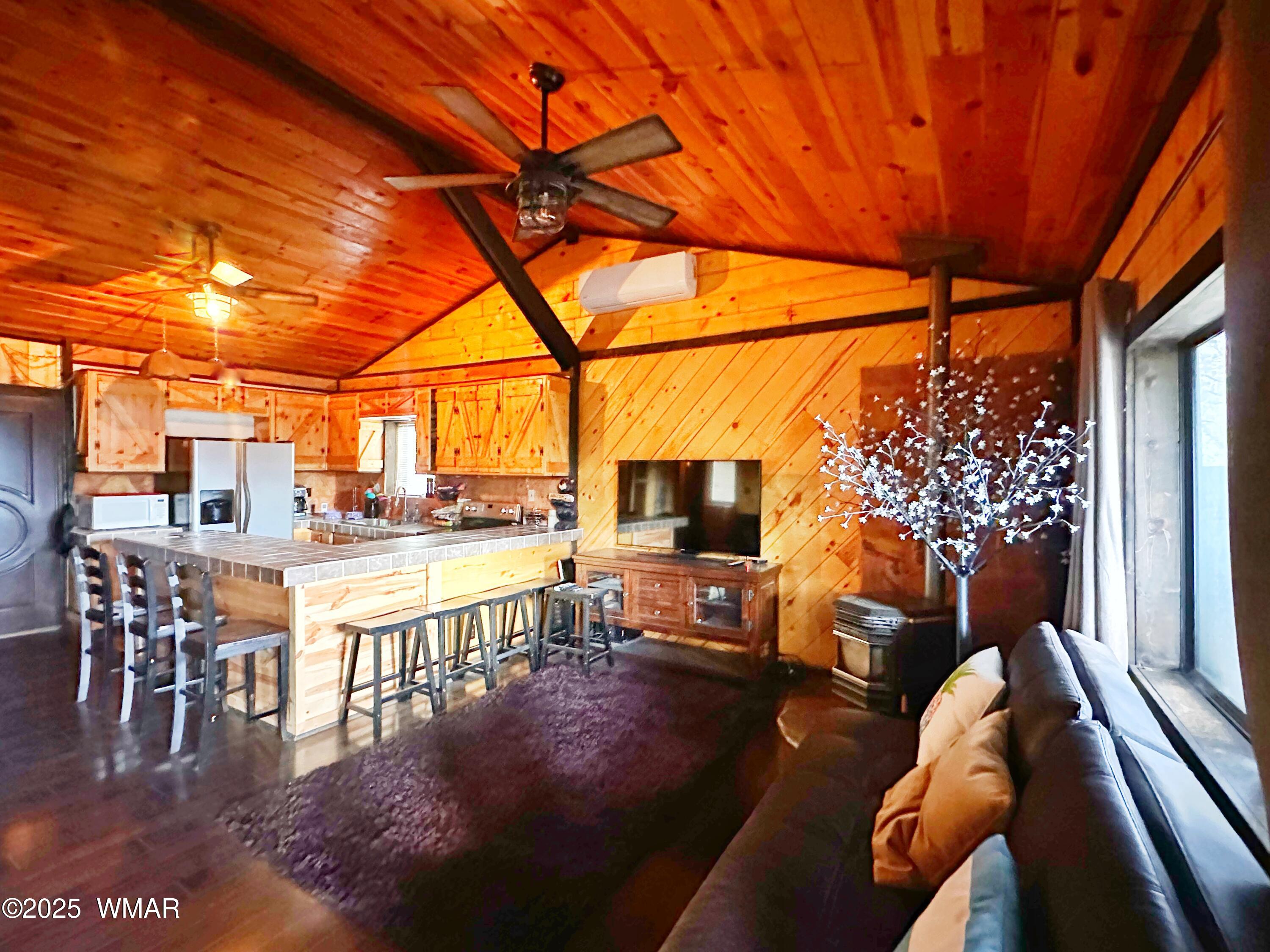 3403 Top View Road Overgaard, AZ 85933 - Photo 4 of 19 a outdoor living space with furniture