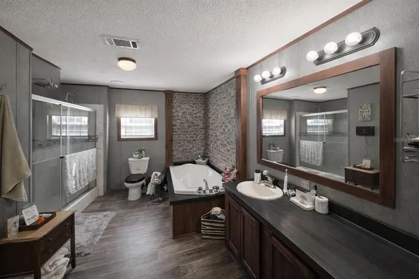 $290,000 | 10630 Northeast 80th Street, Bronson, FL 32621