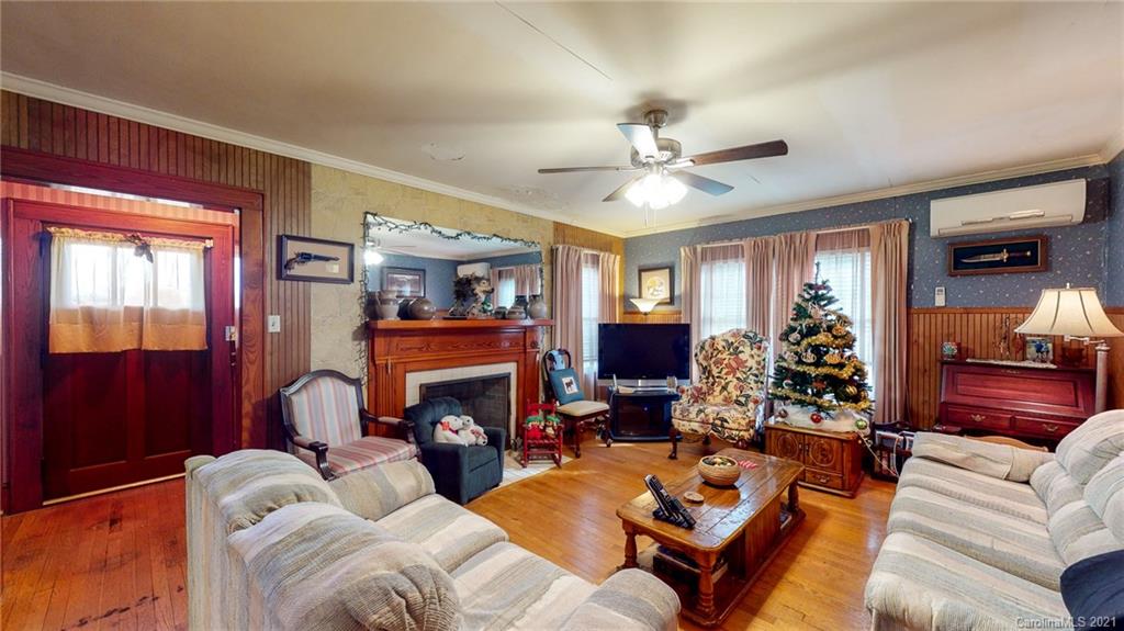 328 Emma Road Asheville, NC 28806 - Photo 6 of 42 Gallery Image 6