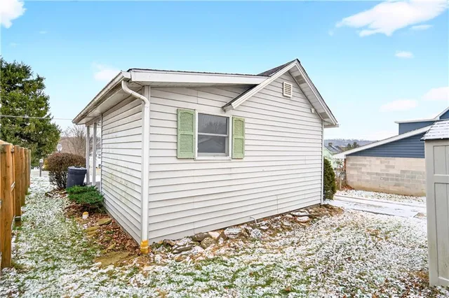 $59,900 | 203 Navy Street, Perryopolis, PA 15473