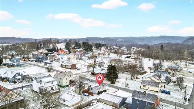 $59,900 | 203 Navy Street, Perryopolis, PA 15473