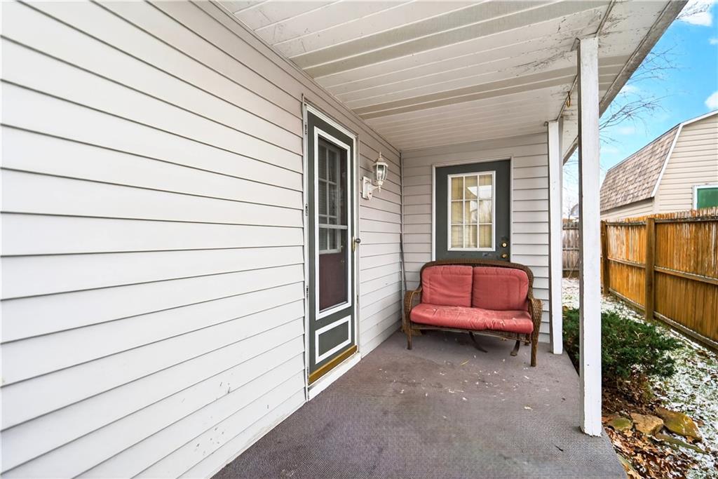 203 Navy Street Perryopolis, PA 15473 - Photo 2 of 24 CUTE PORCH~