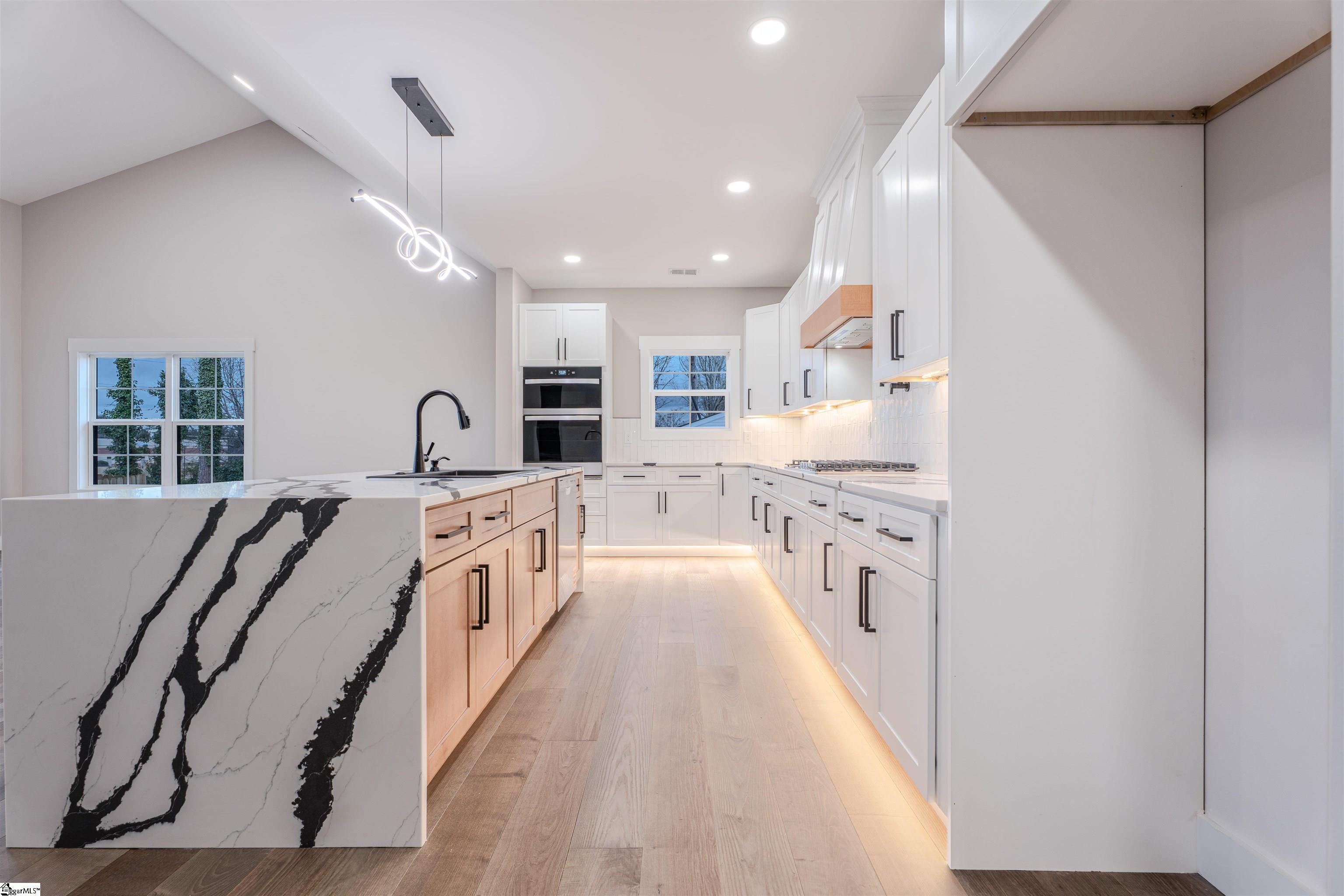 303 Jacquline Lane Greenville, SC 29607 - Photo 18 of 41