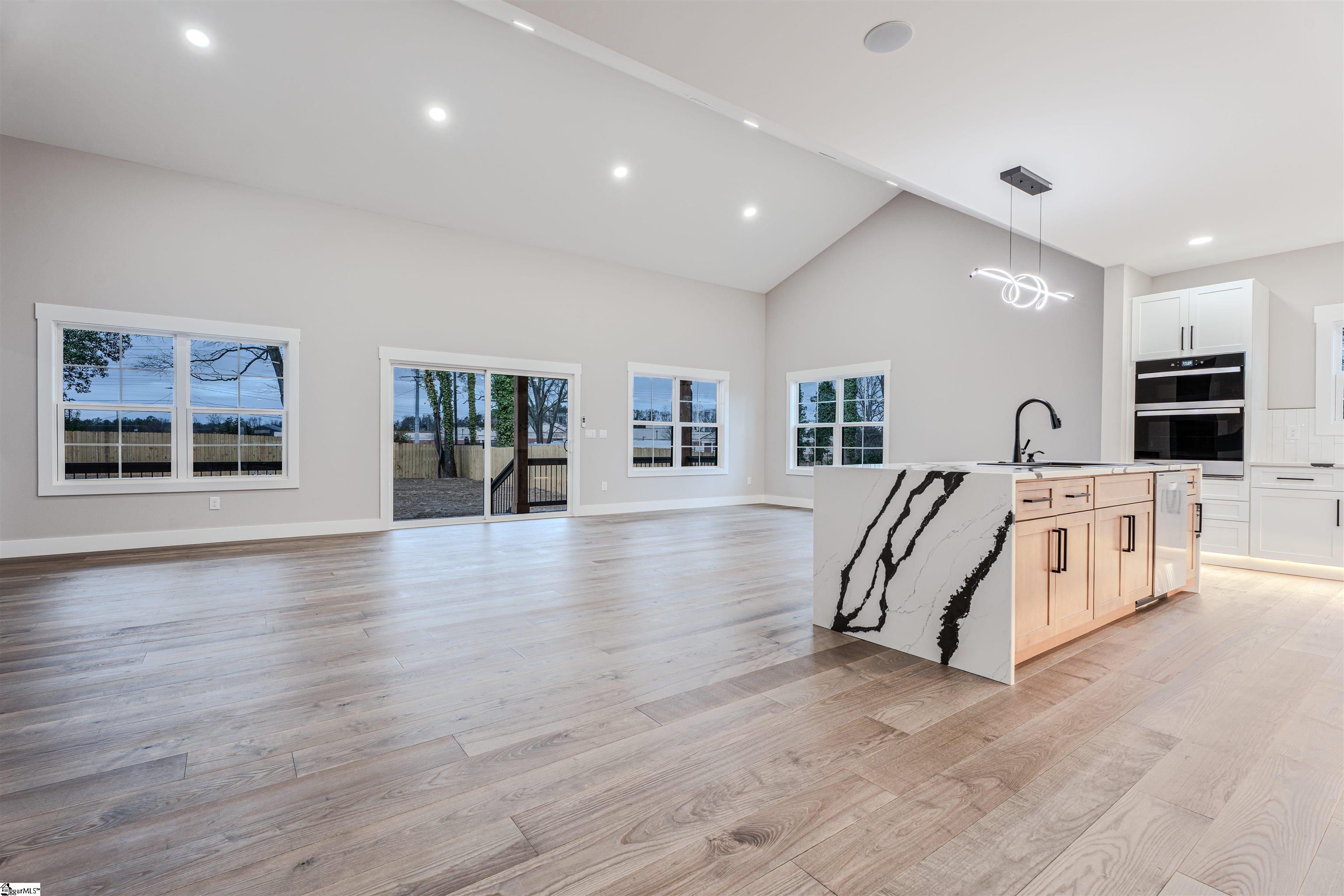 303 Jacquline Lane Greenville, SC 29607 - Photo 21 of 41