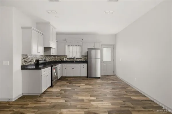 $1,200 | 5800 Nightingale Avenue, Unit 4, Mission, TX 78573