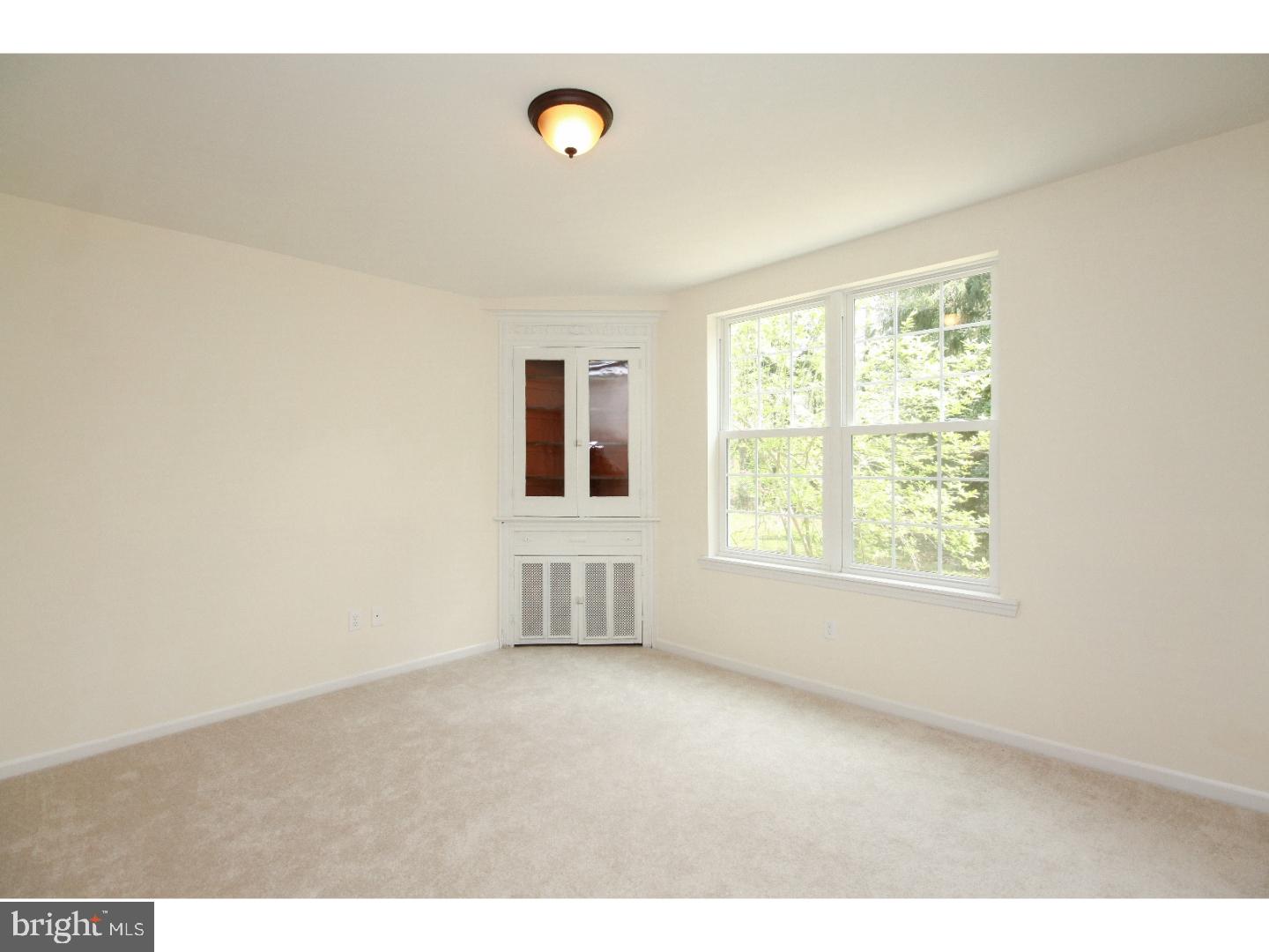 330 Raritan Avenue Atco, NJ 08004 - Photo 17 of 25 Office / Study