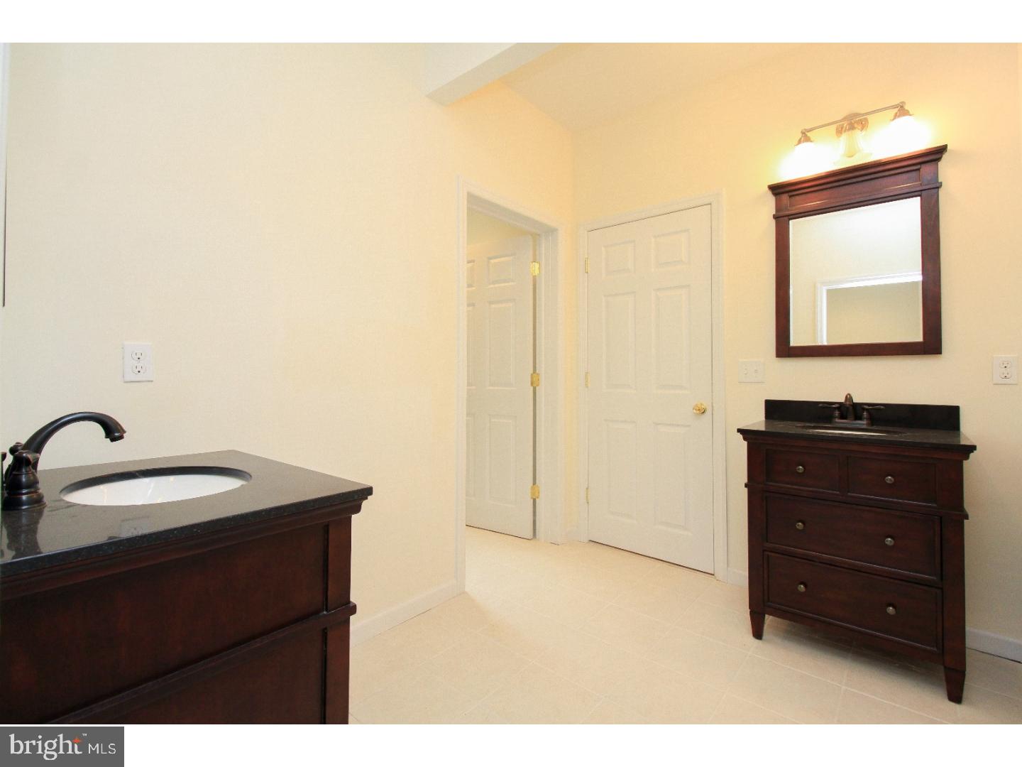 330 Raritan Avenue Atco, NJ 08004 - Photo 20 of 25 Bathroom