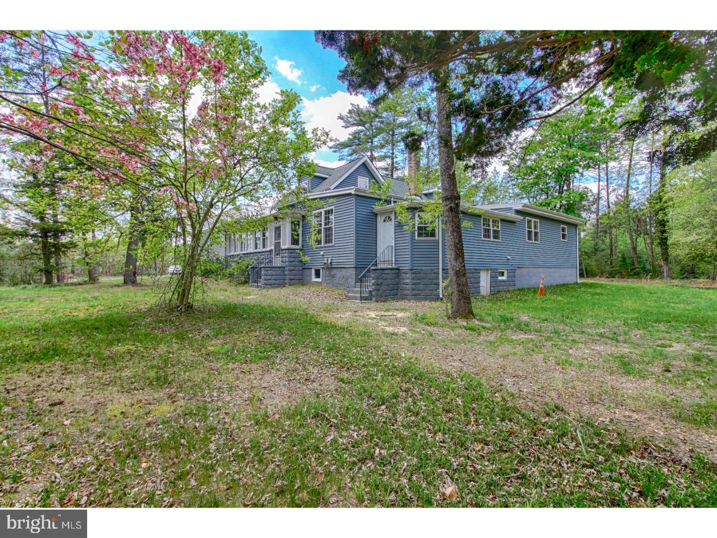 330 Raritan Avenue Atco, NJ 08004 - Photo 23 of 25 Exterior Back