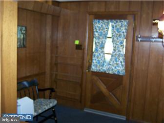 302 Welsh Road Ambler, PA 19002 - Photo 12 of 12 Foyer