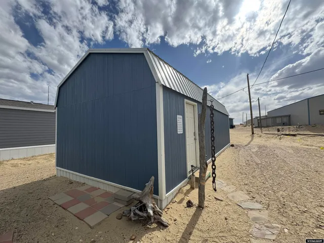 $265,000 | 2469 C County Road 351, Sinclair, WY 82334