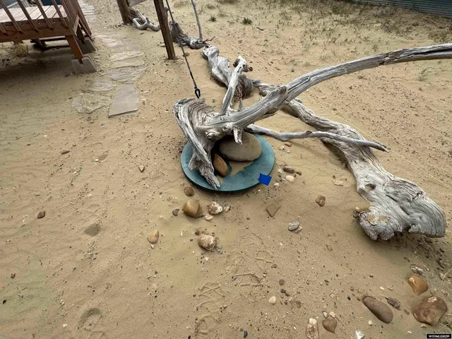 $265,000 | 2469 C County Road 351, Sinclair, WY 82334