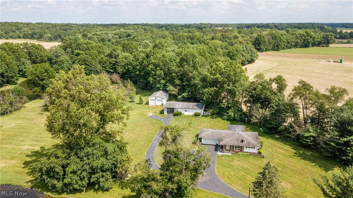 3900 Alliance Road Rootstown, OH 44272 - Photo 5 of 34
