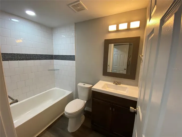 $1,875 | 4609 5th Street, Zephyrhills, FL 33542