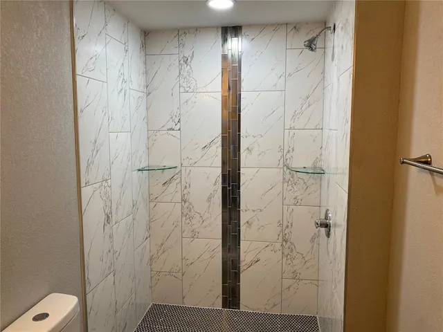 $1,875 | 4609 5th Street, Zephyrhills, FL 33542